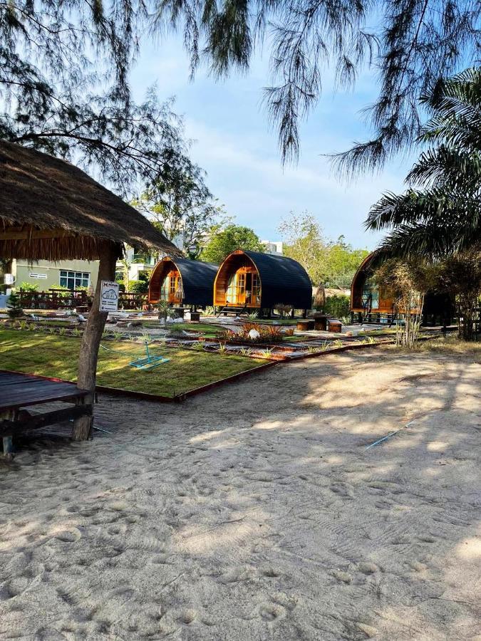 Mumsa Beach Resort & Restaurant Ban Huai Yang Eksteriør billede