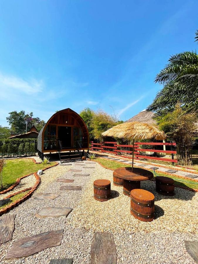 Mumsa Beach Resort & Restaurant Ban Huai Yang Eksteriør billede
