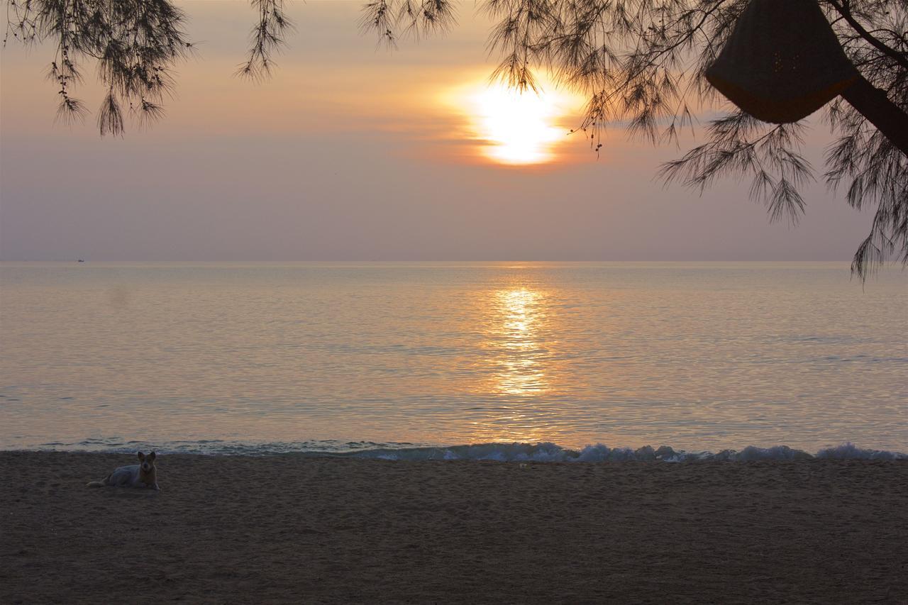 Mumsa Beach Resort & Restaurant Ban Huai Yang Eksteriør billede